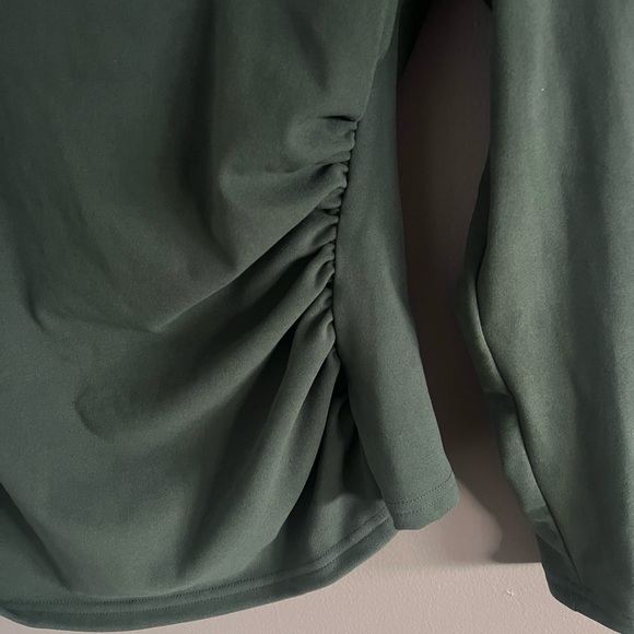 SHEIN Green Ruched long sleeve mock neck top - Picture 5 of 8